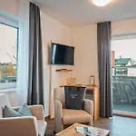 Otel Lipprandt 4*