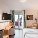 Otel Lipprandt