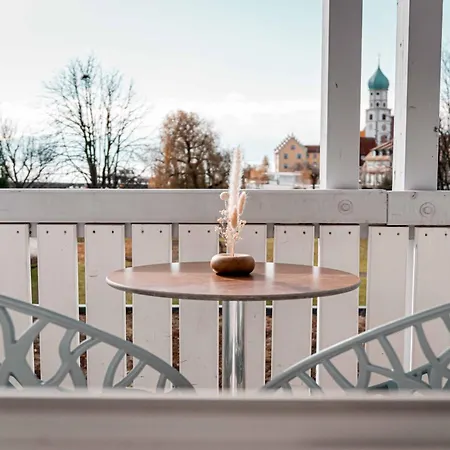 Lipprandt 4* ואסרבורג